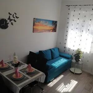 Apartment 4, Split