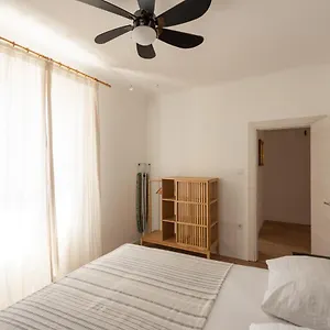 With Private Parking Apartment Pula