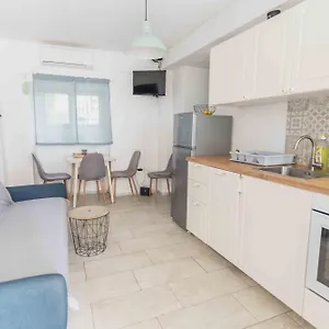 Apartment History, Split